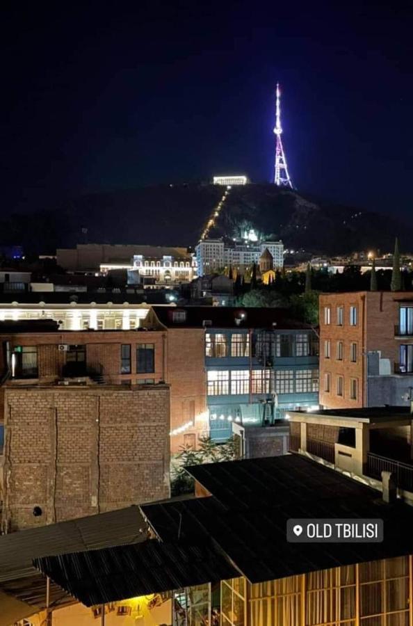 Guest House Sky Plus Tbilisi Exterior photo