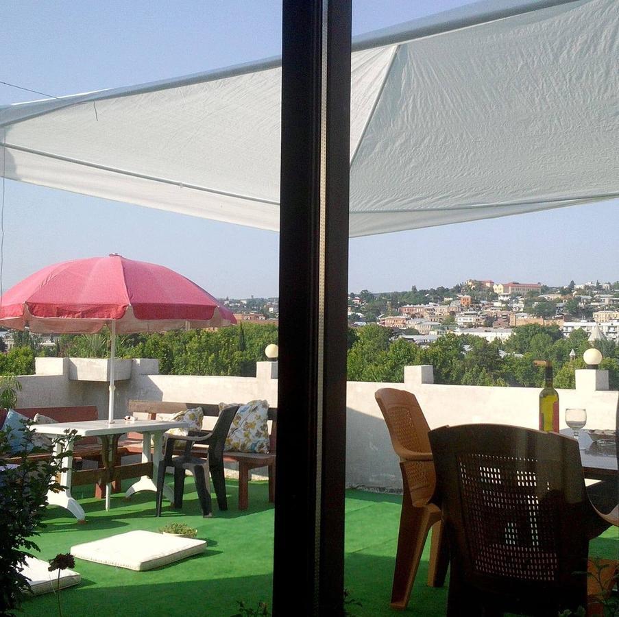 Guest House Sky Plus Tbilisi Exterior photo
