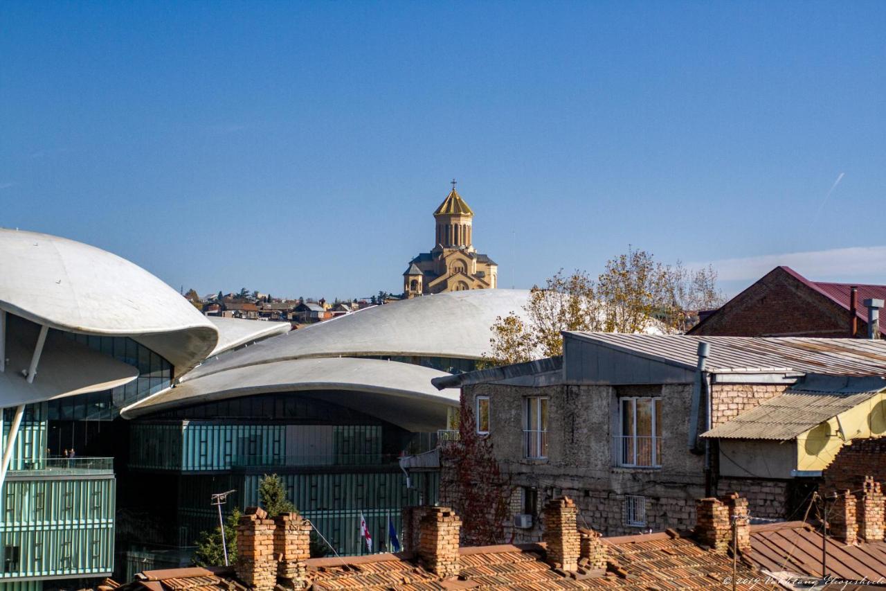 Guest House Sky Plus Tbilisi Exterior photo